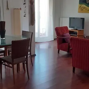 επισκεφθείτε το ξενοδοχείο